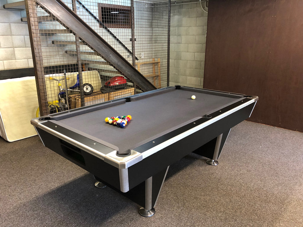 On Cue 7' Ball Return Pool Table